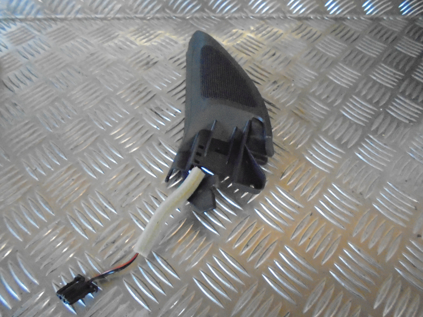 VW Golf 6 1K Højttaler Med OEM Nr. 5K0837985 Fra VW Ophugger