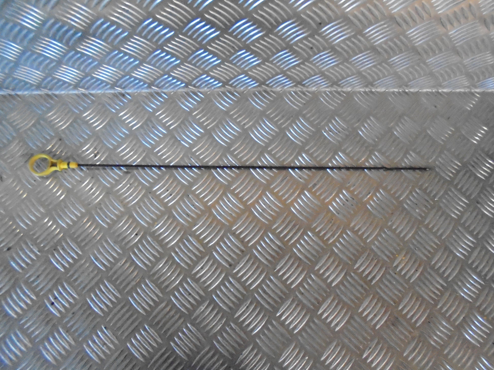 Ford Fiesta 7 Oliepind/Rør/Ventil Med OEM Nr. Ophugger Fra Ford Ophugger