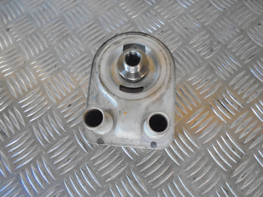 Ford Fiesta 7 Oliekøler Med OEM Nr. Ophugger Fra Ford Ophugger