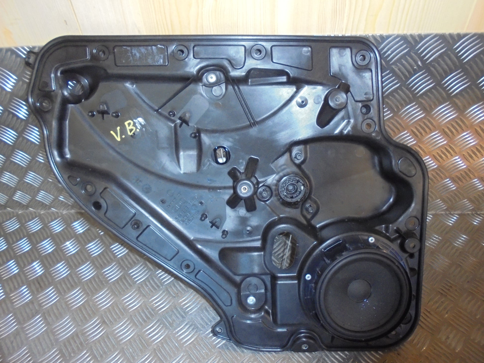 VW Golf 6 1K Rudemotor - Rudehejs Med OEM Nr. 5K4839755L Fra VW Ophugger