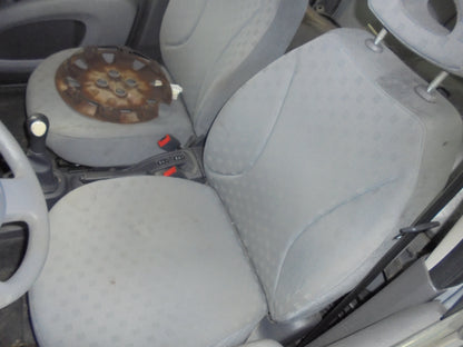 Nissan Micra K12 Pluk-Selv-Bil Med OEM Nr. Ophugger Fra Nissan Ophugger
