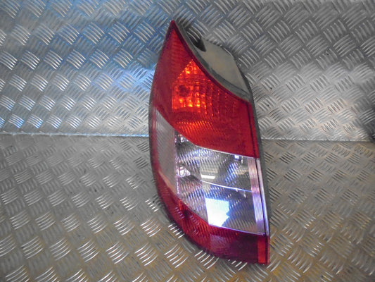 Renault Megane Scenic 2 Baglygte Med OEM Nr. Ophugger Fra Renault Ophugger
