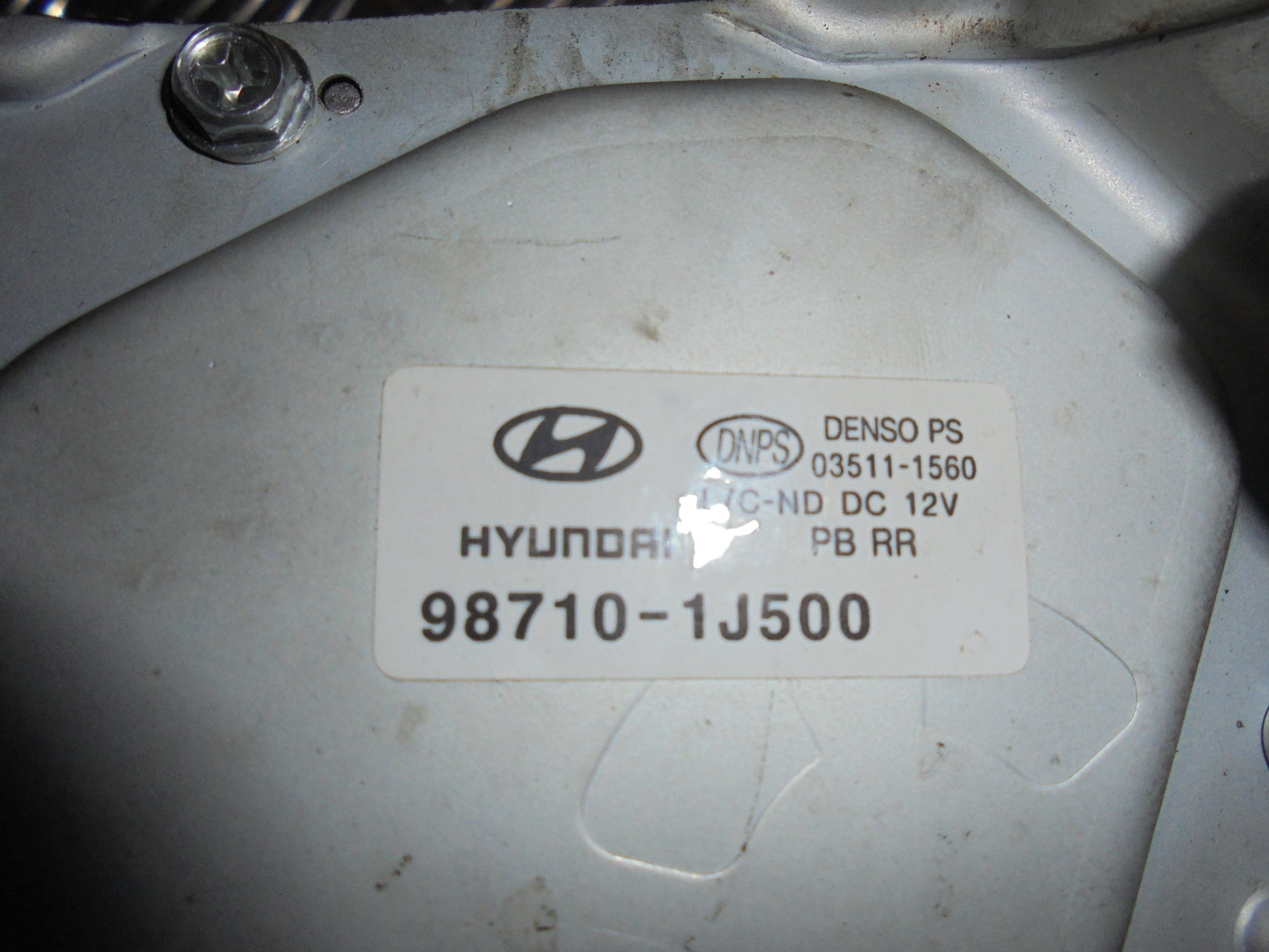 Hyundai I20 MA Bagrudevisker Motor Med OEM Nr. Ophugger Fra Hyundai Ophugger