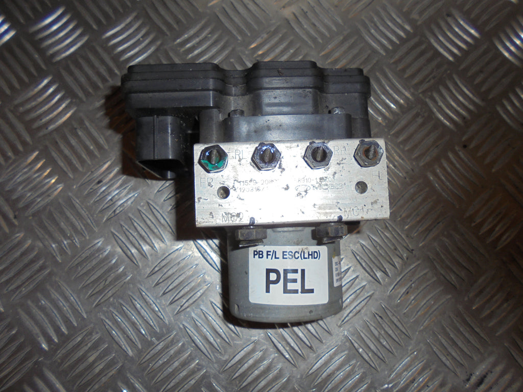 Hyundai I20 Ma ABS Pumpe Med OEM Nr. 1J58930800 Fra Hyundai Ophugger