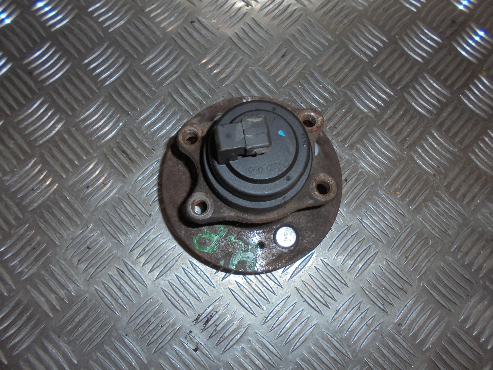 Hyundai I20 MA Bagnav Med OEM Nr. Ophugger Fra Hyundai Ophugger