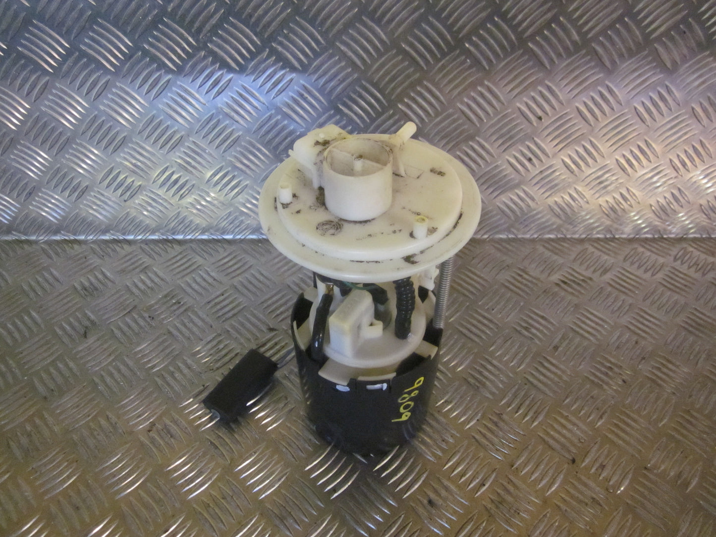 Fiat Punto II Benz/Brændstofpumpe El Med OEM Nr. Ophugger Fra Fiat Ophugger