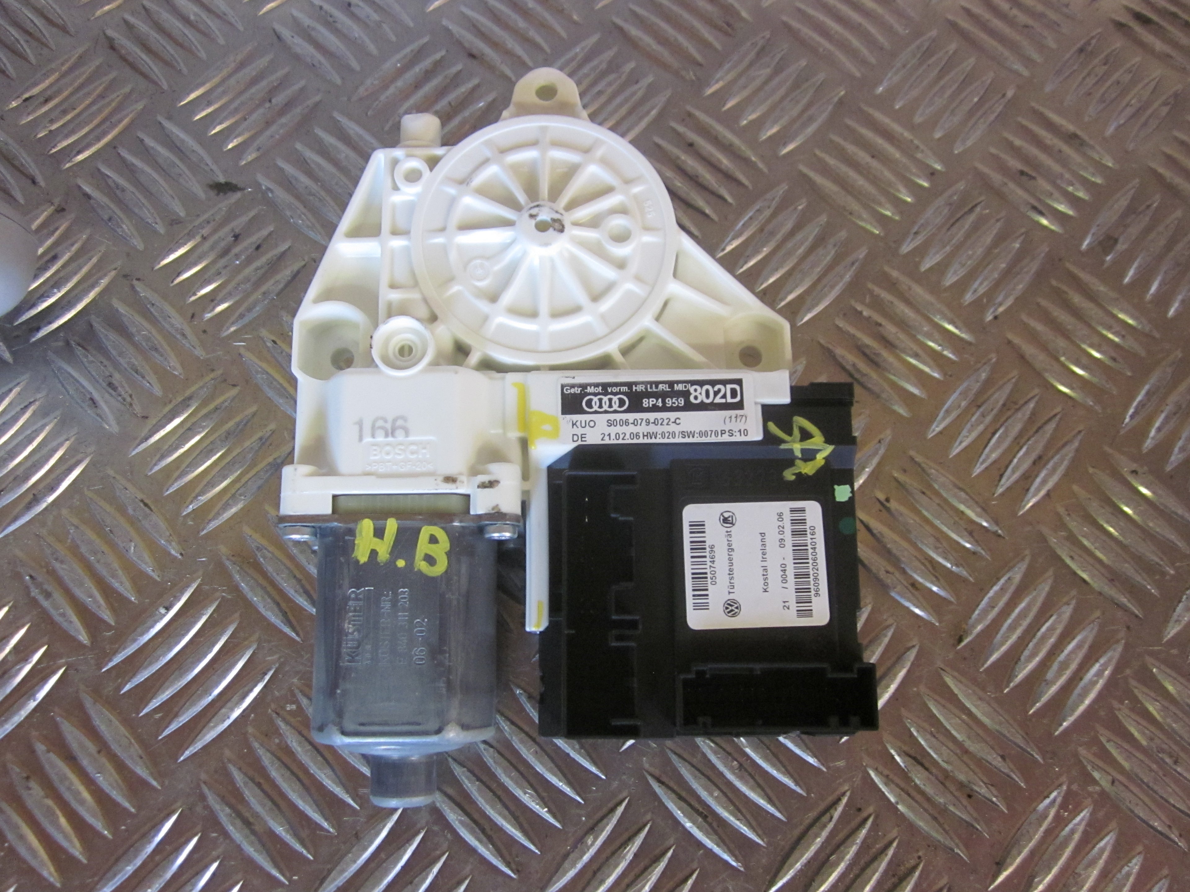 Audi A3 Rudemotor - Rudehejs Med OEM Nr. 0130822263 Fra Audi Ophugger