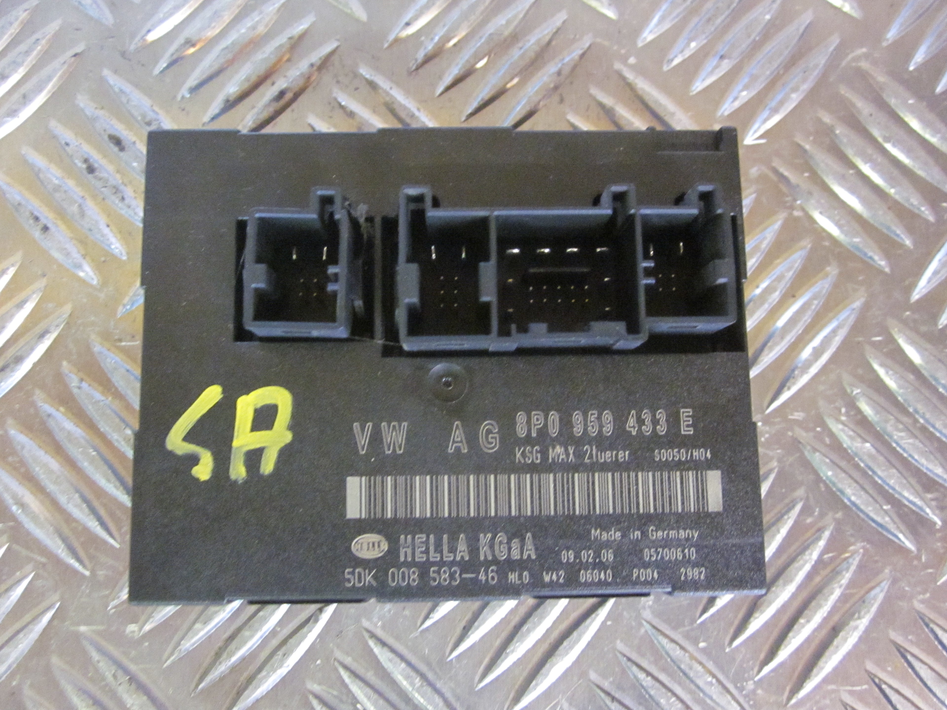 Audi A3 Bcm / Komfortkomputer Med OEM Nr. 8P0959433E Fra Audi Ophugger
