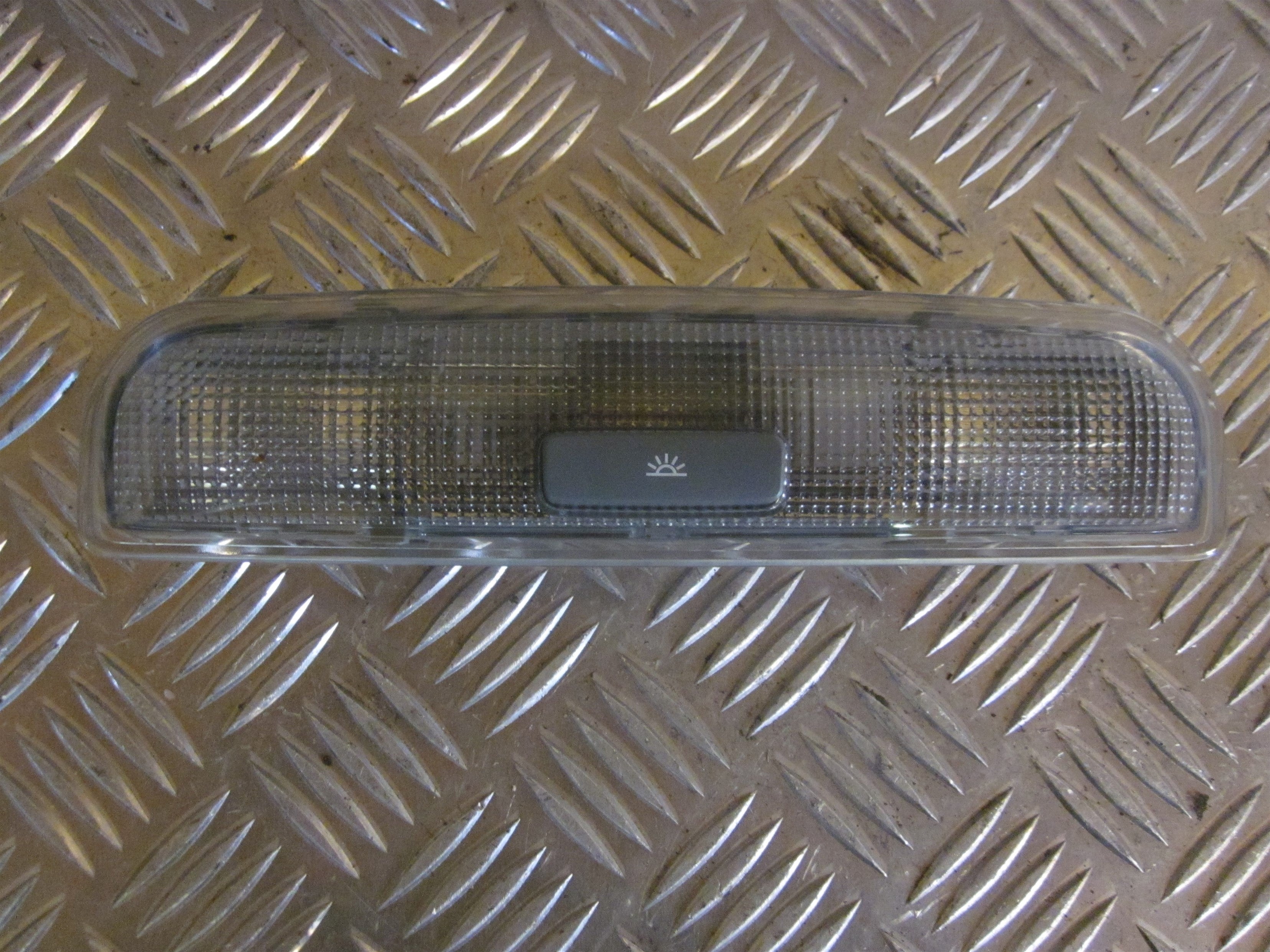 Audi A3 Loftslys Med OEM Nr. 8P0947111A Fra Audi Ophugger
