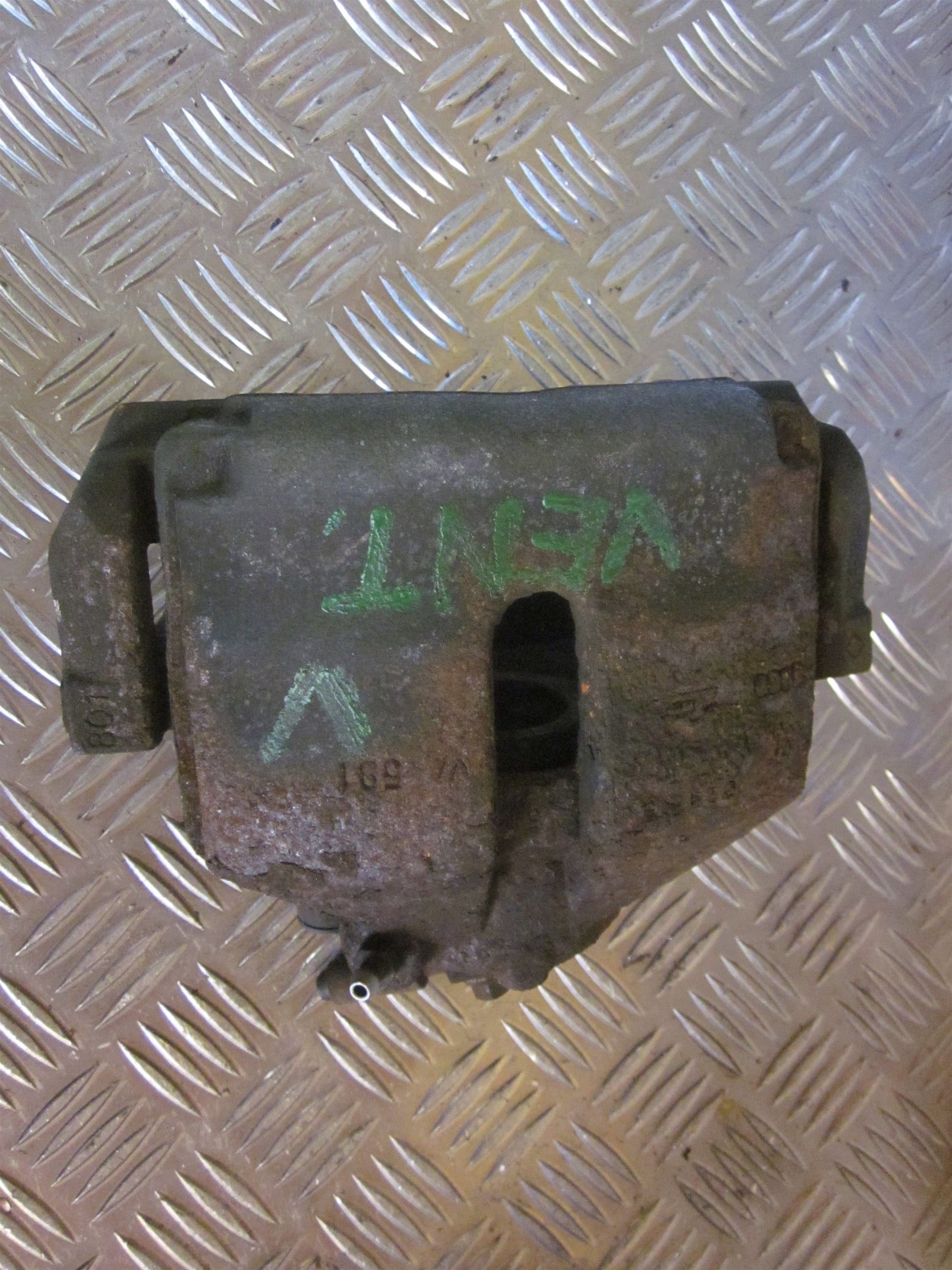 Audi A3 8P Bremsekaliber VF Med OEM Nr. 1K0615123E Fra Audi Ophugger