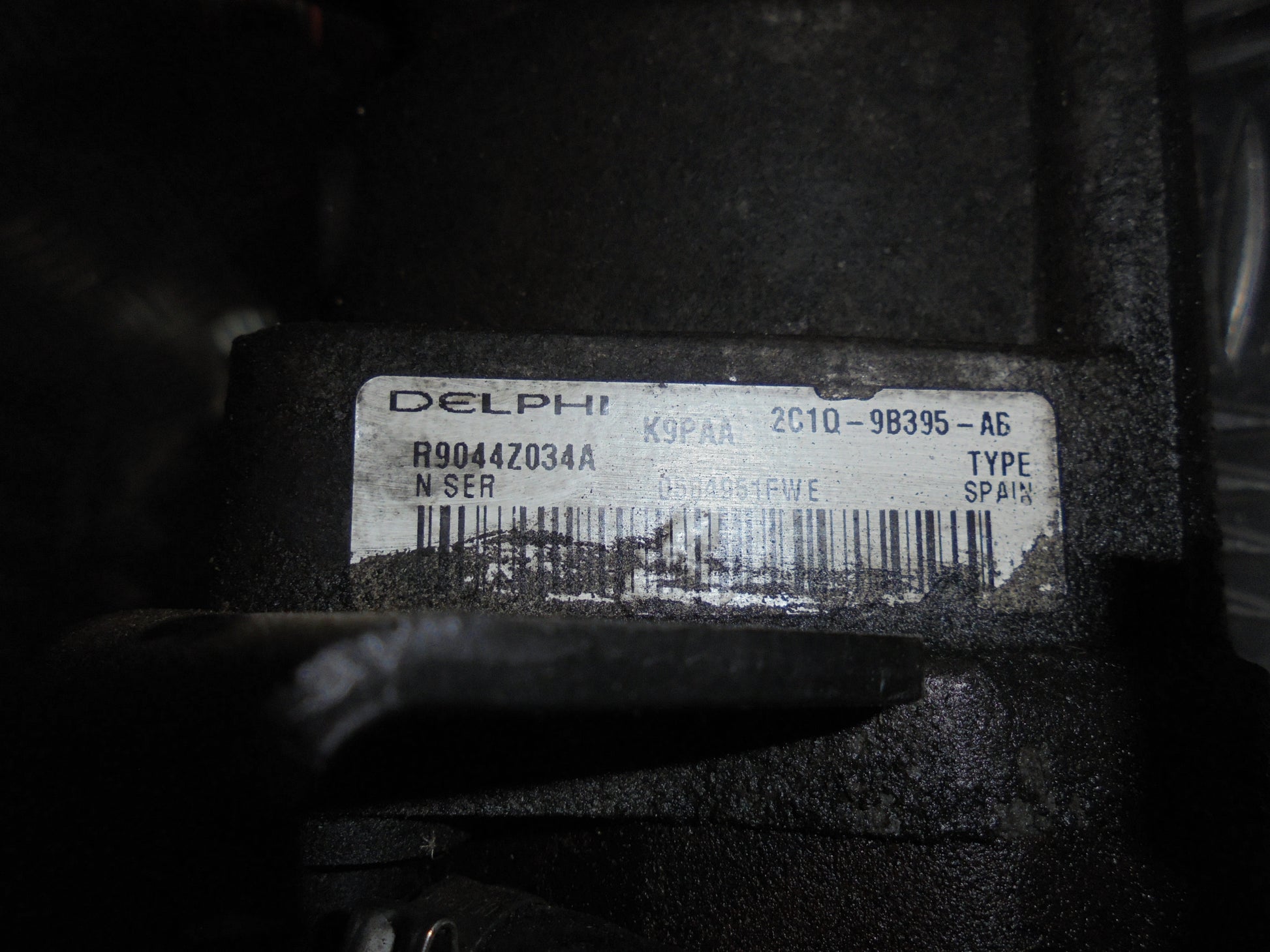 Ford Mondeo 3 Dieselpumpe Med OEM Nr. 2C1Q9B395AG Fra Ford Ophugger