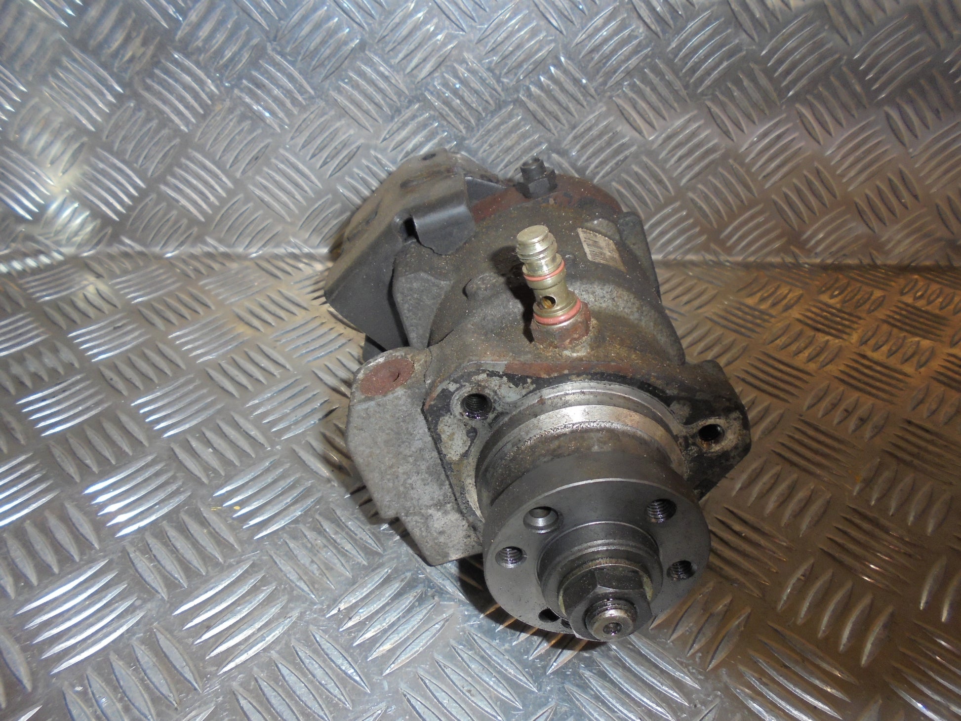 Ford Mondeo 3 Dieselpumpe Med OEM Nr. 2C1Q9B395AG Fra Ford Ophugger