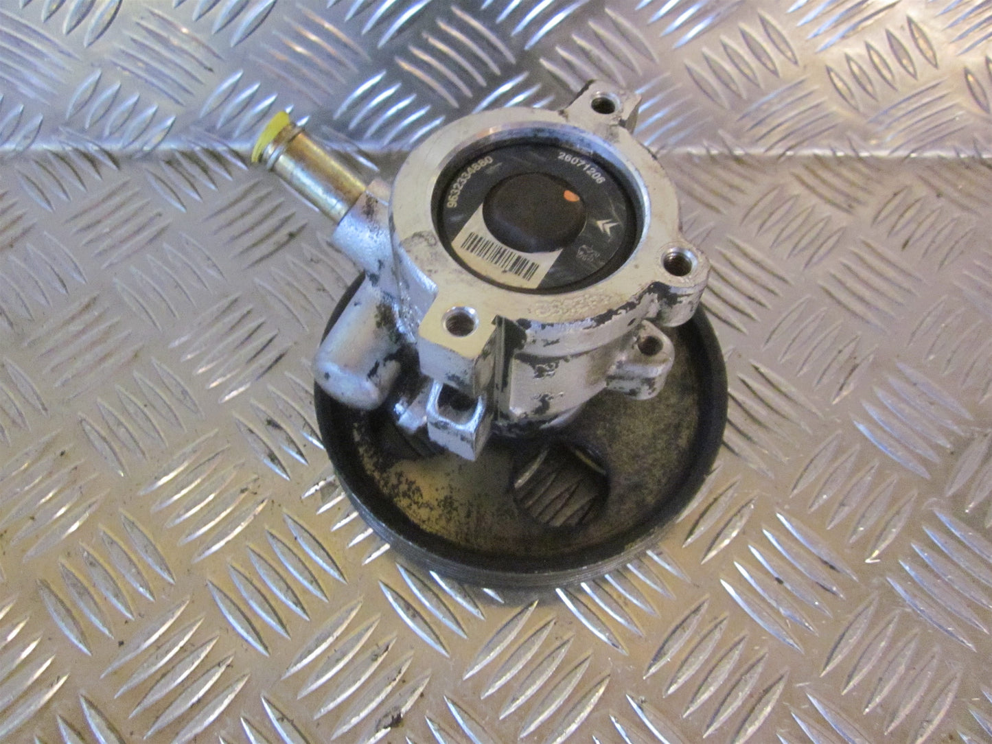 Peugeot 306 Servopumpe Med OEM Nr. Ophugger Fra Peugeot Ophugger