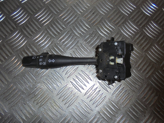 Nissan Terrano II Kontakt Blink Med OEM Nr. Ophugger Fra Nissan Ophugger