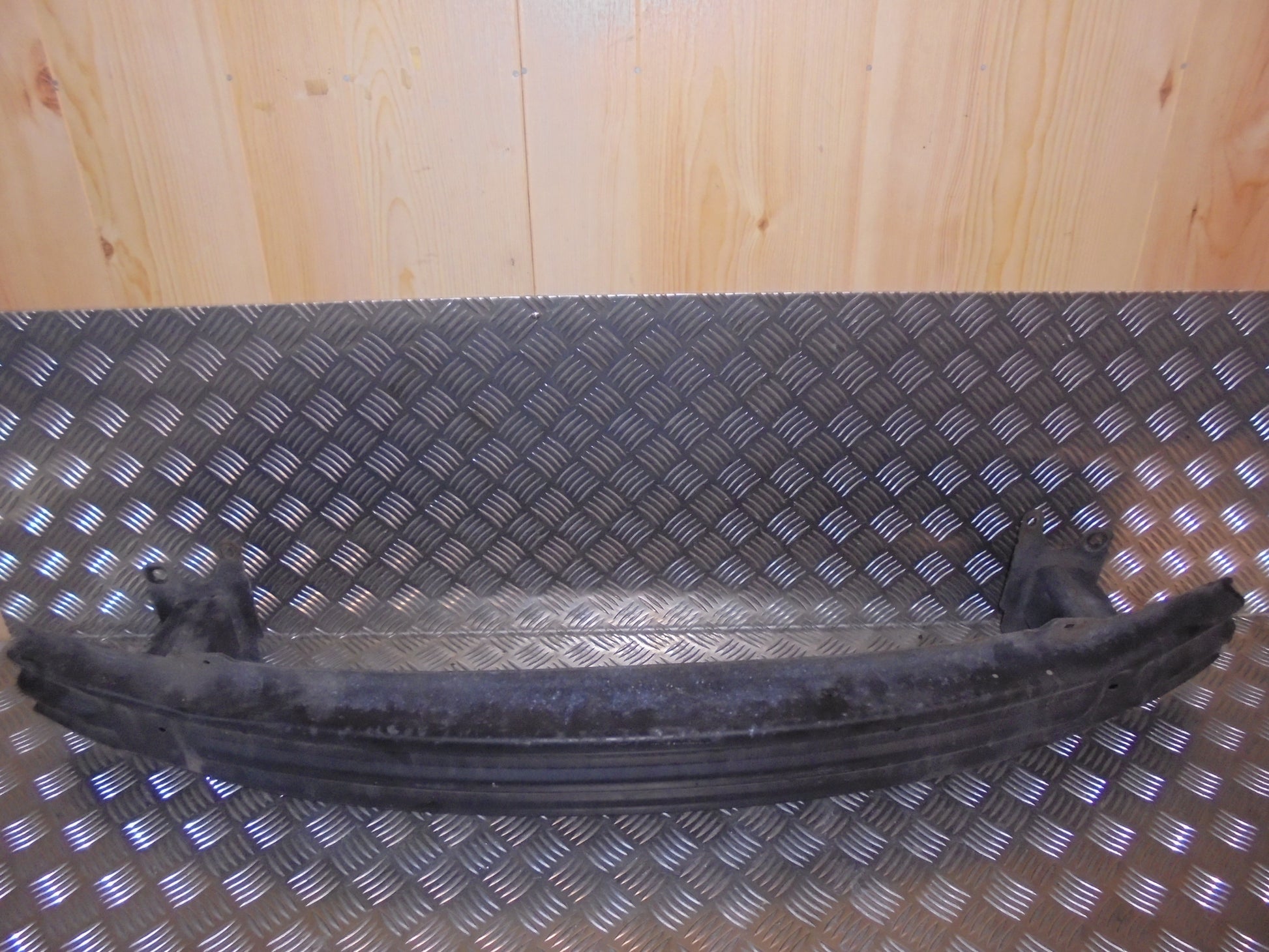 Skoda Fabia Forkofanger Rå Med OEM Nr. 6Y0807109C Fra Skoda Ophugger