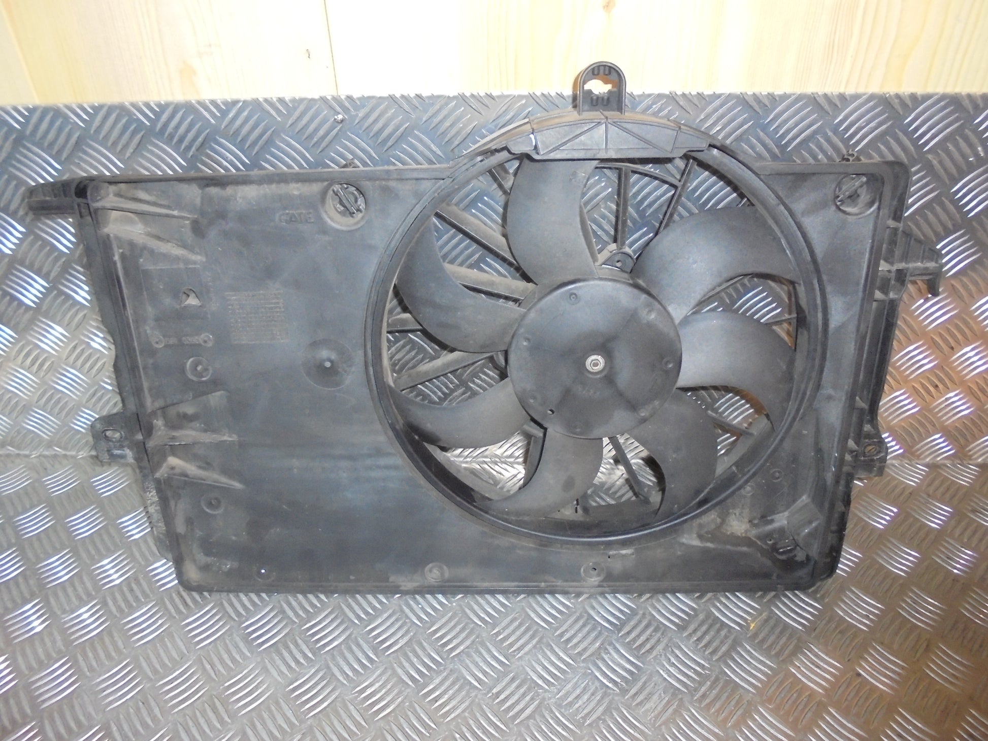 Opel Meriva A Kølerblæser El Med OEM Nr. Ophugger Fra Opel Ophugger