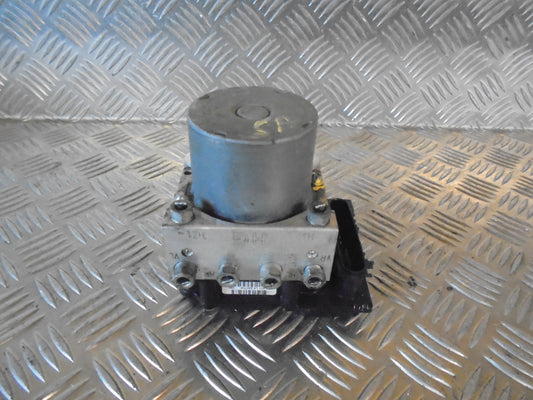 Opel Meriva A Abs Pumpe Med OEM Nr. 0265800770 Fra Opel Ophugger