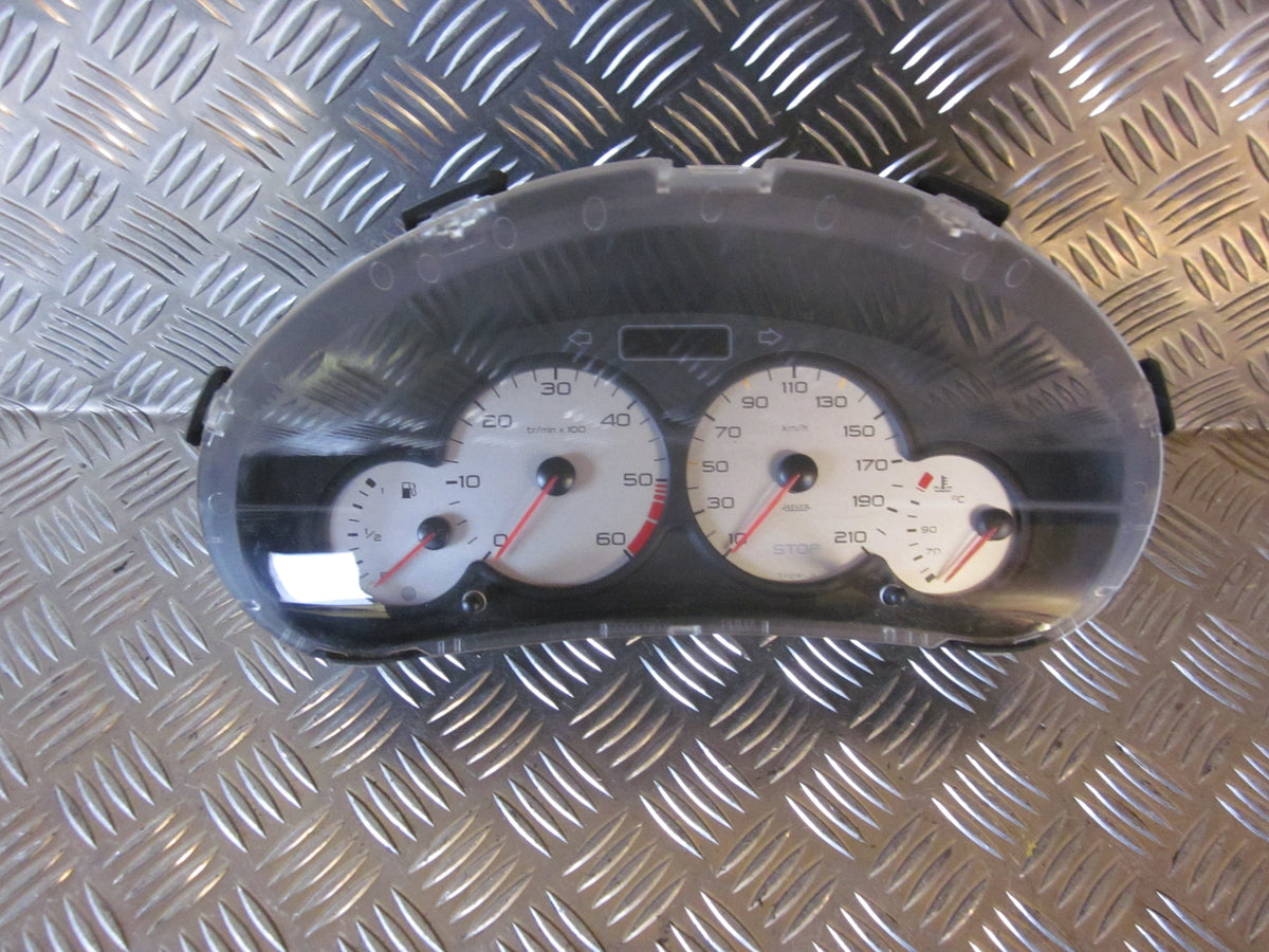 Peugeot 206 Speedometer - Instrument Med OEM Nr. 6104TZ Fra Peugeot Ophugger