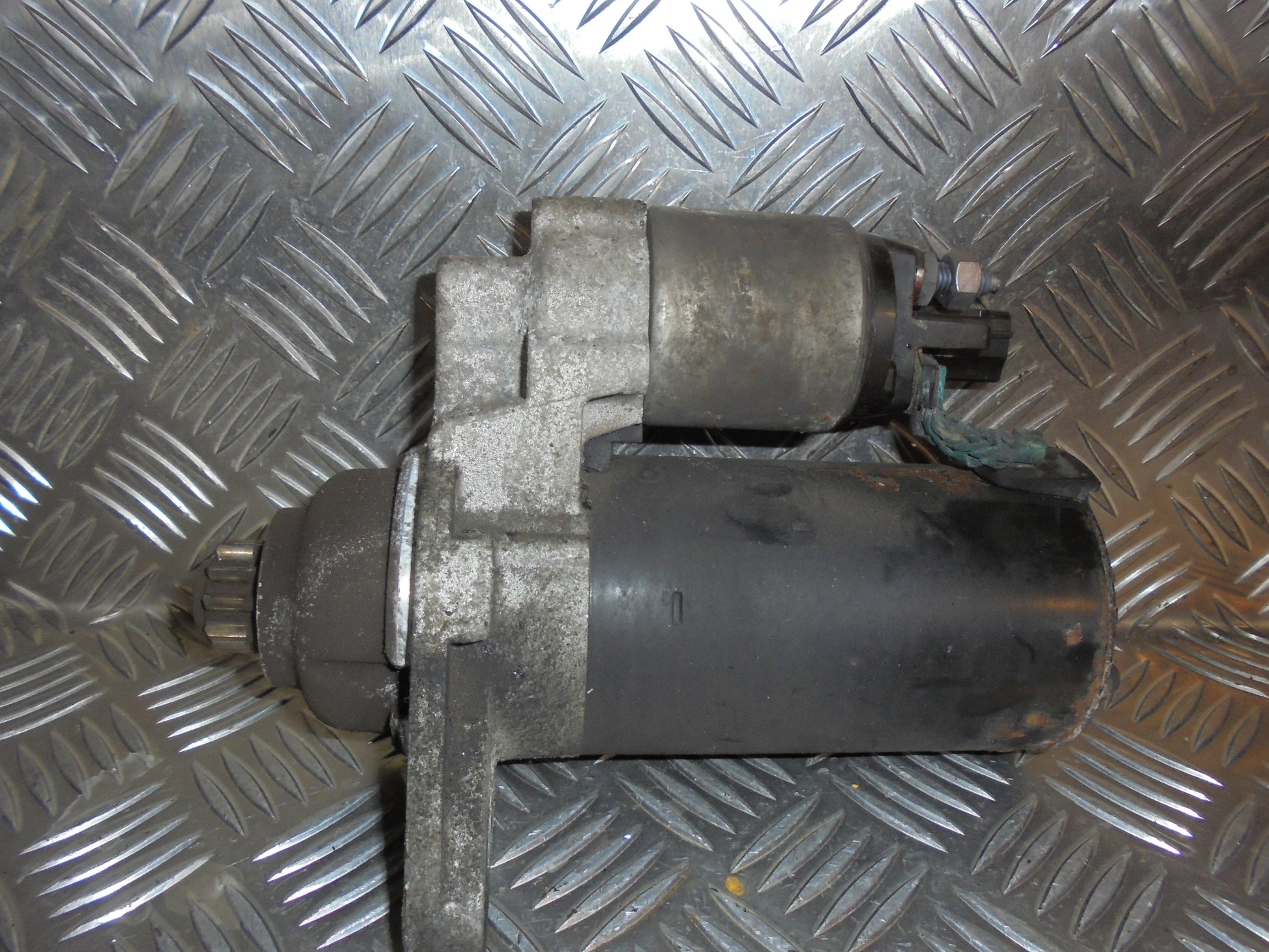 Skoda Octavia Starter Med OEM Nr. 0001123012 Fra Skoda Ophugger