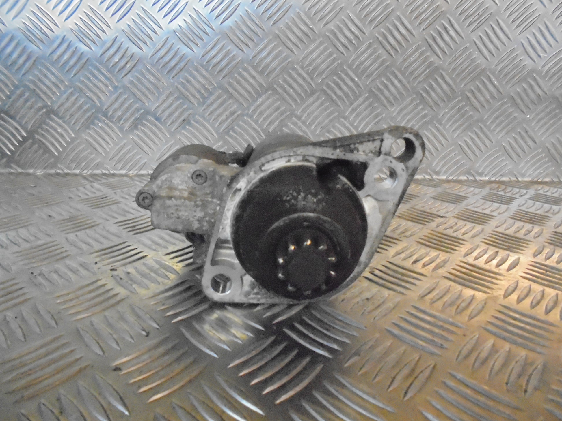 Skoda Octavia Starter Med OEM Nr. 0001123012 Fra Skoda Ophugger