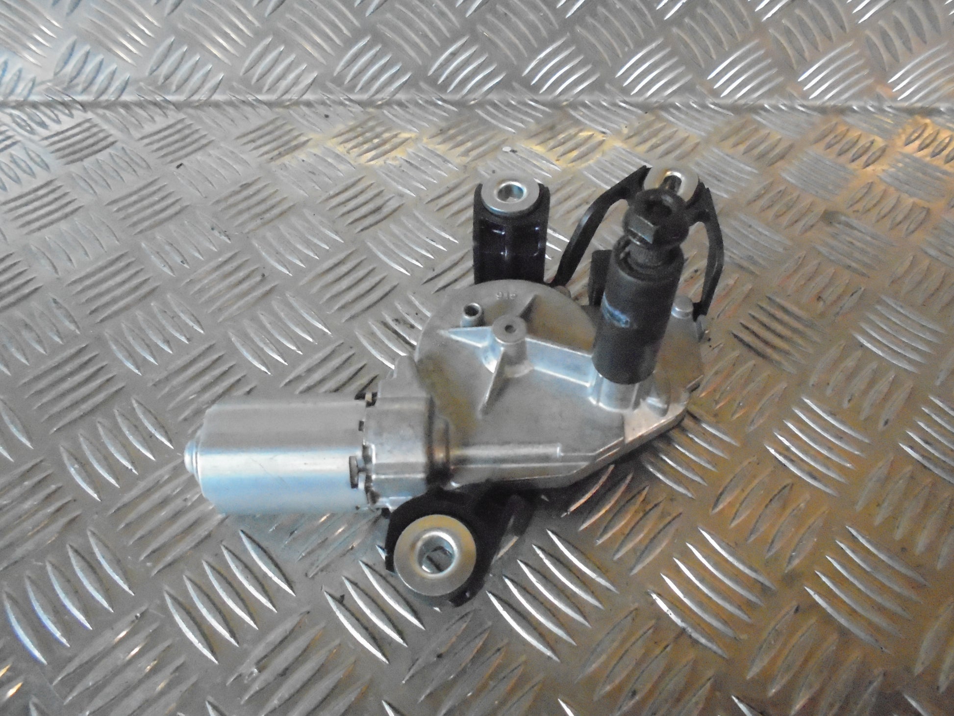 VW Golf 6 1K Bagrudevisker Motor Med OEM Nr. 5K6955711C Fra VW Ophugger