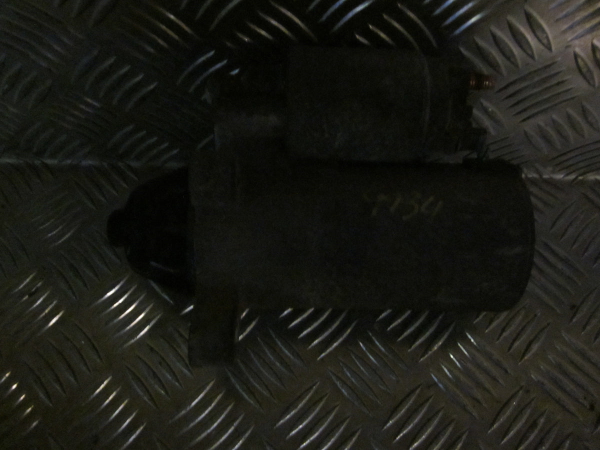 Ford Focus Starter Med OEM Nr. 1416230 Fra Ford Ophugger