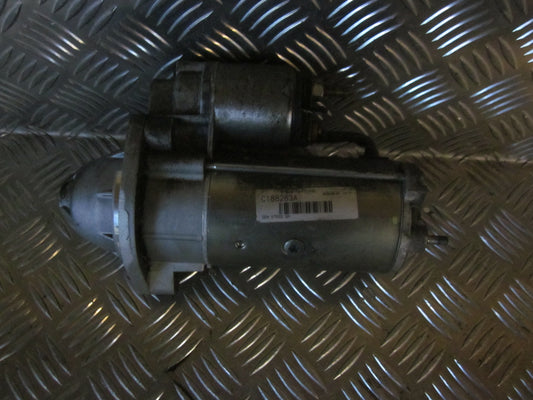 VW Passat 3B Starter Med OEM Nr. Ophugger Fra VW Ophugger