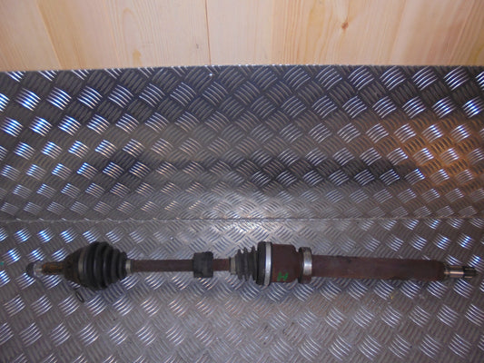 Ford Fiesta 7 Trækaksel For H Med OEM Nr. Ophugger Fra Ford Ophugger