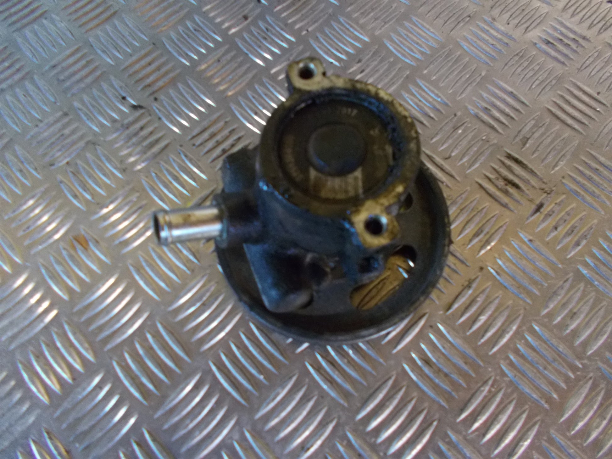 Peugeot 306 Servopumpe Med OEM Nr. Ophugger Fra Peugeot Ophugger