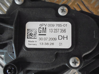Opel Insignia A Speederpedal Med OEM Nr. Ophugger Fra Opel Ophugger