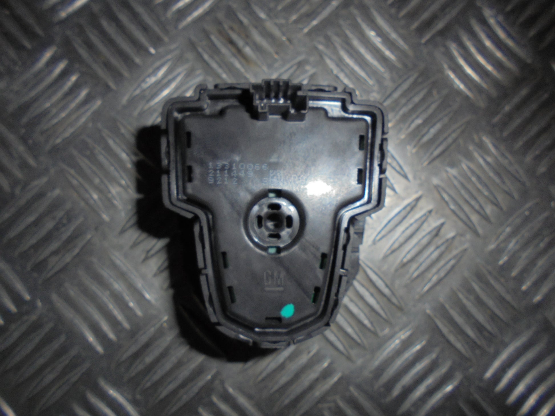 Opel Insignia A Radio Div. Tilbehør Med OEM Nr. Ophugger Fra Opel Ophugger