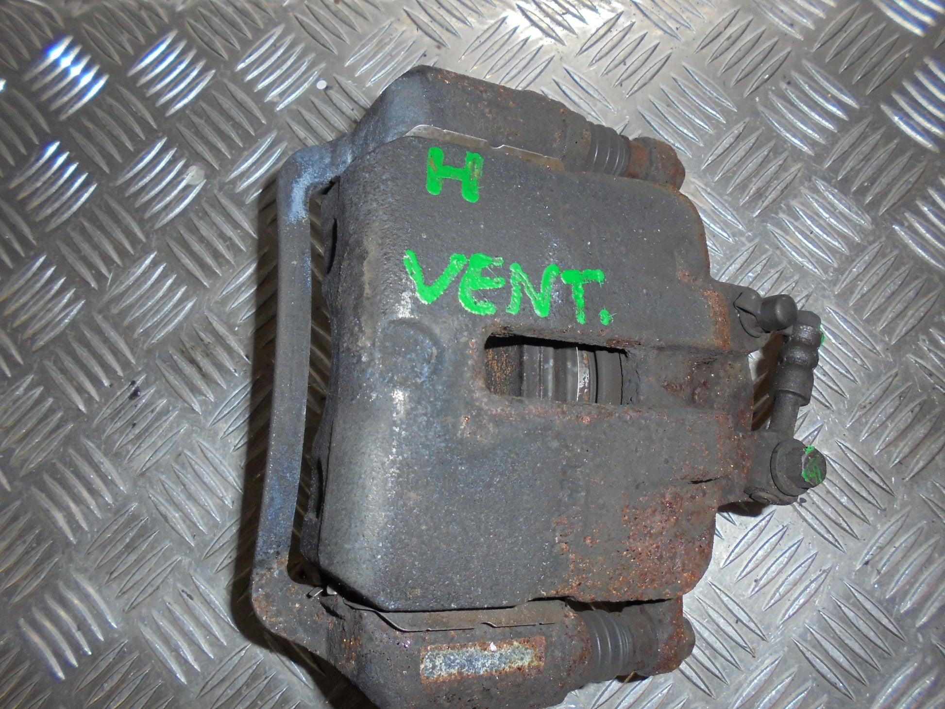 Opel Insignia A Bremsekaliber HF Med OEM Nr. Ophugger Fra Opel Ophugger