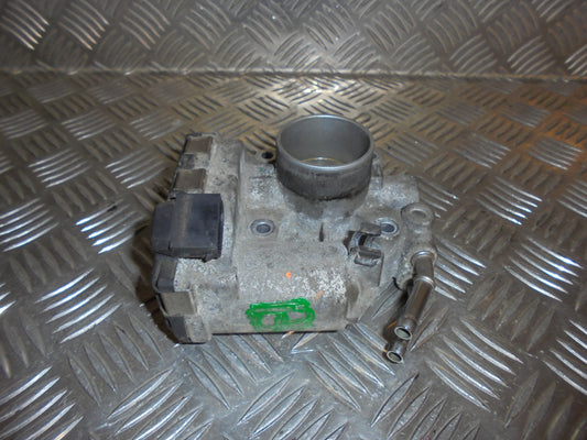 Citroen C1 Spjældhus Med OEM Nr. Ophugger Fra Citroen Ophugger