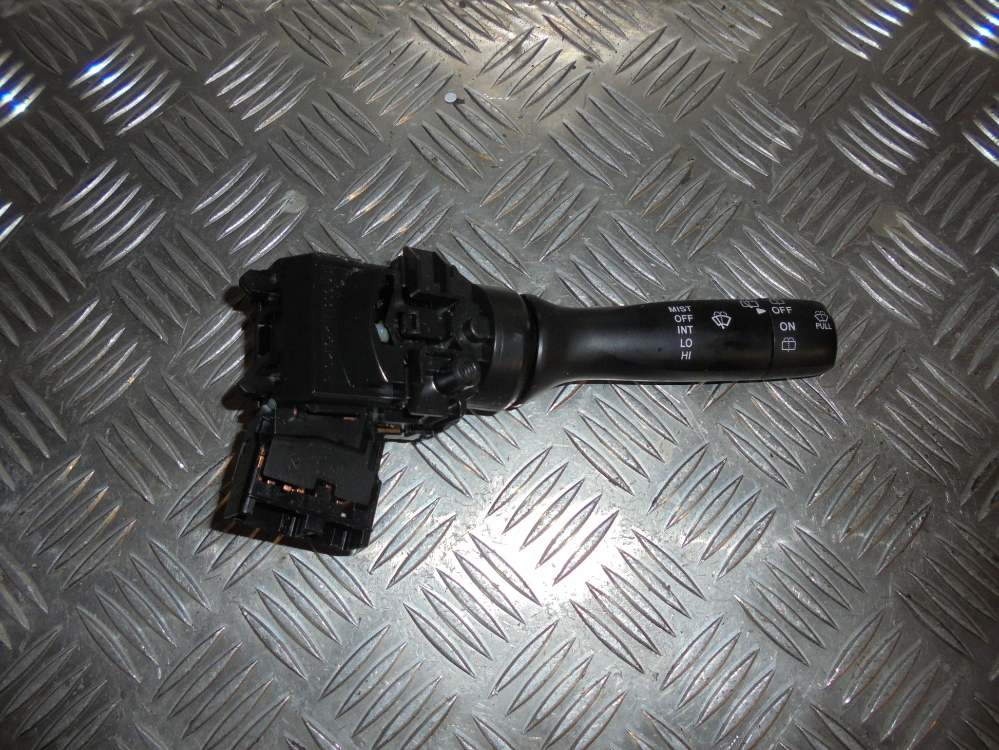 Citroen C1 Kontakt Visker Med OEM Nr. Ophugger Fra Citroen Ophugger