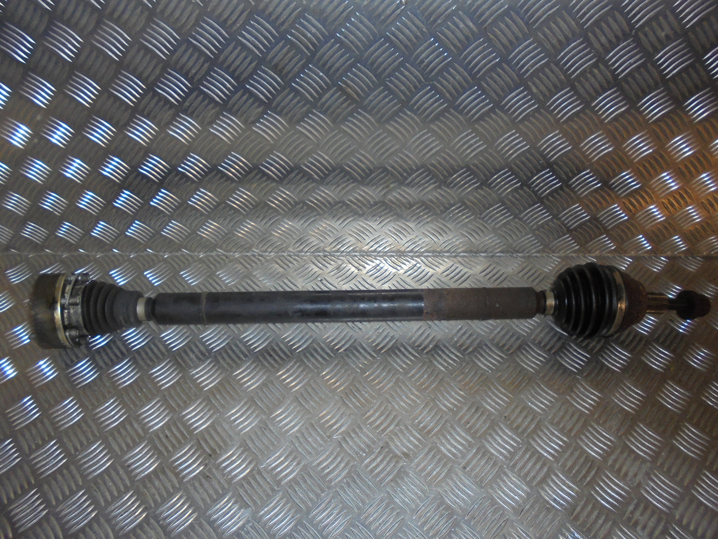 Skoda Octavia Trækaksel For H Med OEM Nr. 1K0407456CX Fra Skoda Ophugger