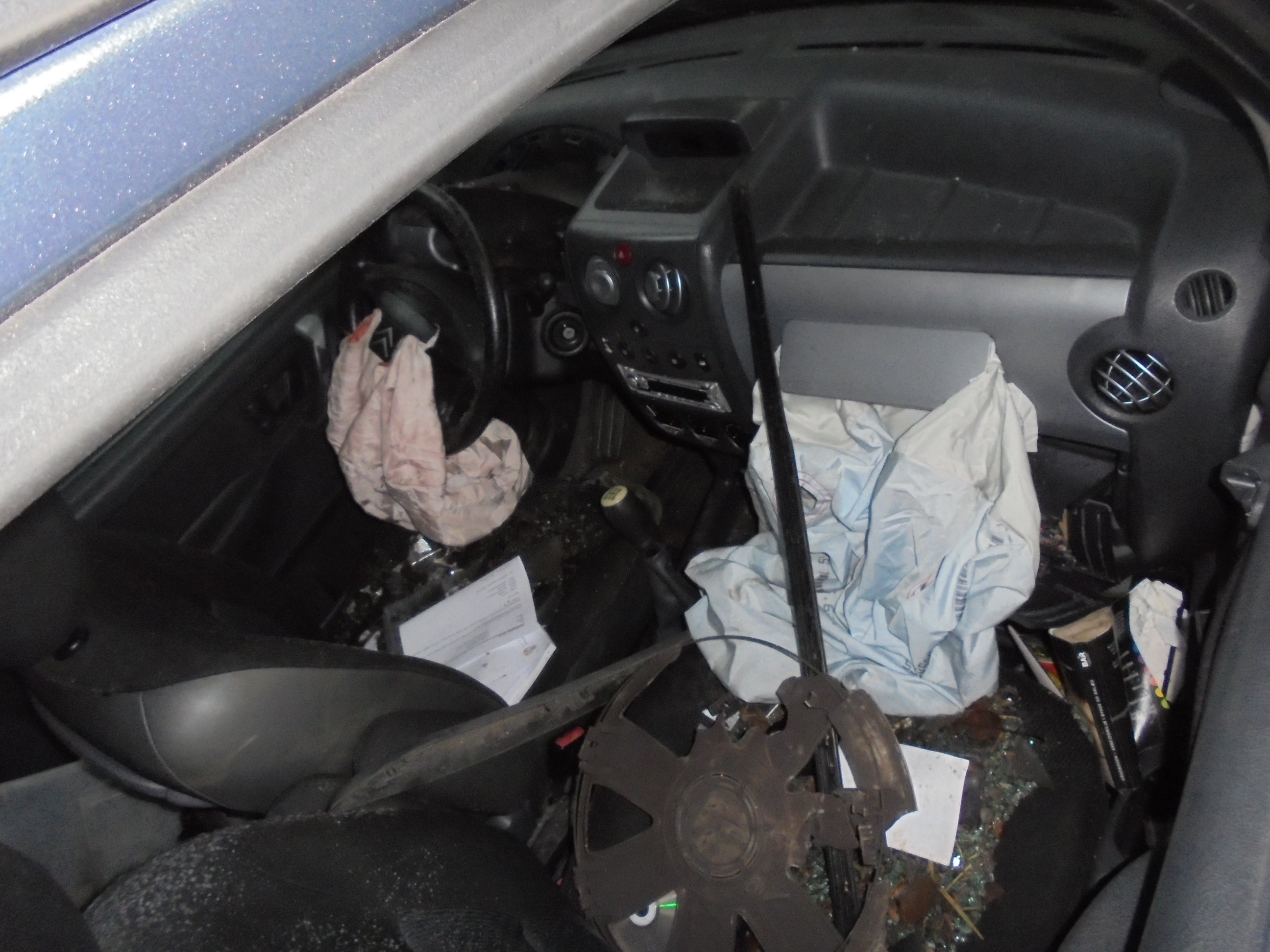 Citroen Berlingo Pluk-Selv-Bil Med OEM Nr. Ophugger Fra Citroen Ophugger