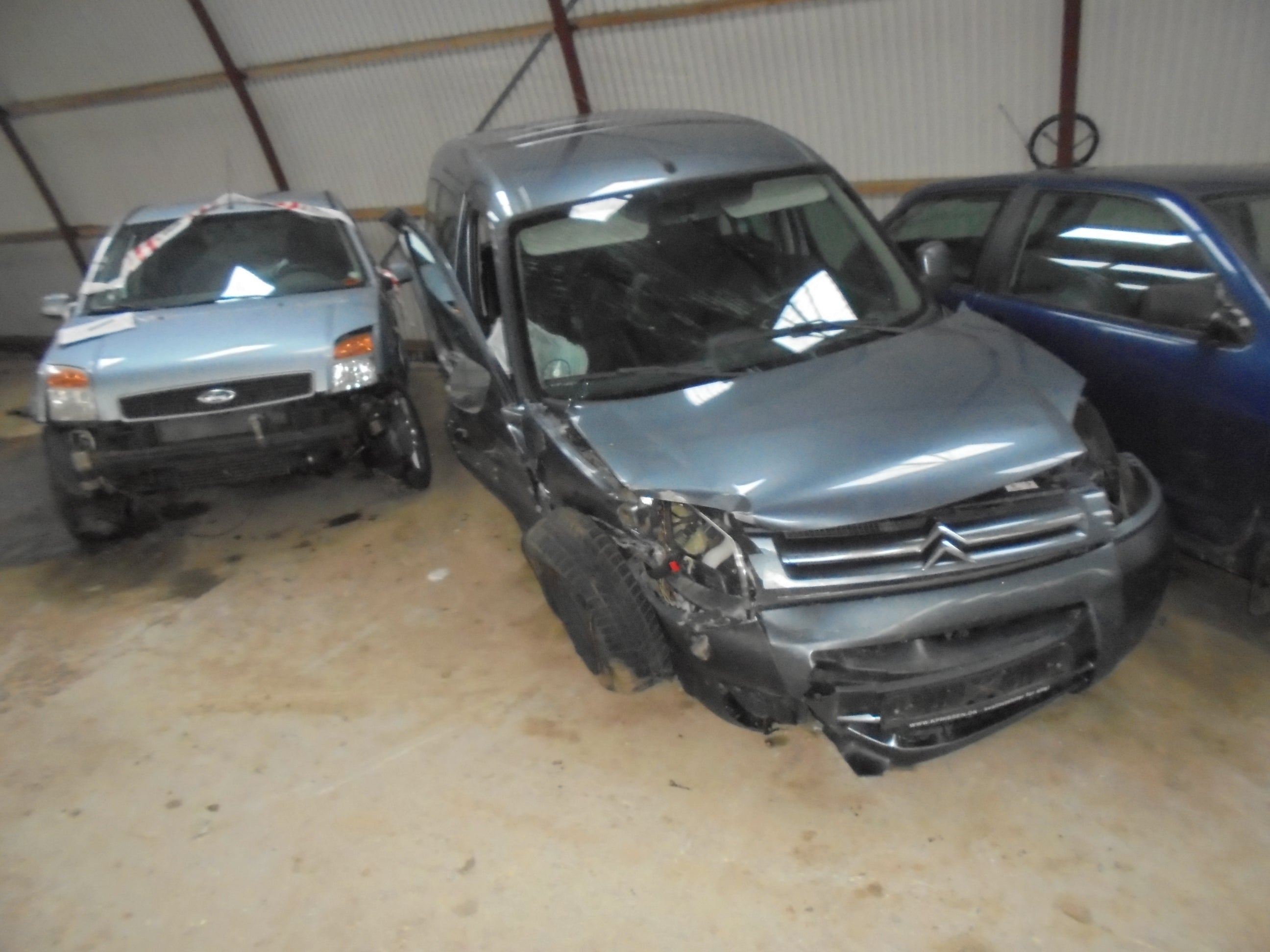 Citroen Berlingo Pluk-Selv-Bil Med OEM Nr. Ophugger Fra Citroen Ophugger