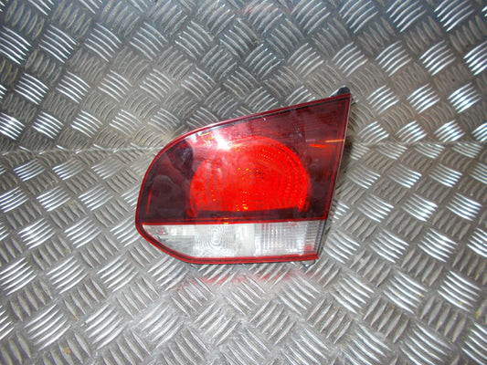 VW Golf 6 1K Baglygte Med OEM Nr. 5K0945094K Fra VW Ophugger