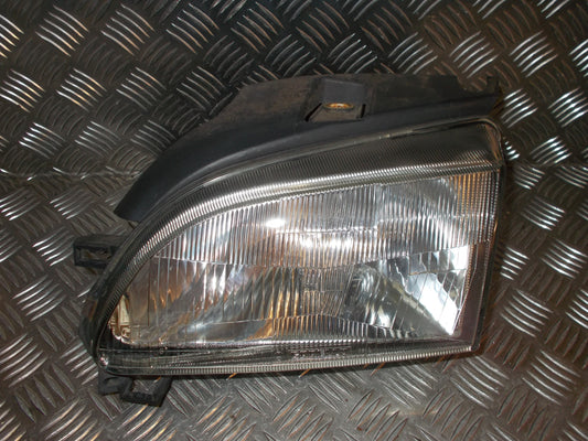 Seat Arosa Forlygte Med OEM Nr. 6H1941015C Fra Seat Ophugger
