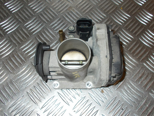 Seat Arosa Spjældhus Med OEM Nr. Ophugger Fra Seat Ophugger