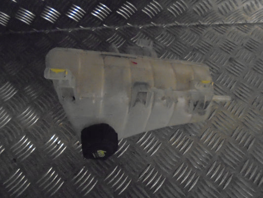 Renault Kangoo 2 Ekspansionsbehold Med OEM Nr. Ophugger Fra Renault Ophugger