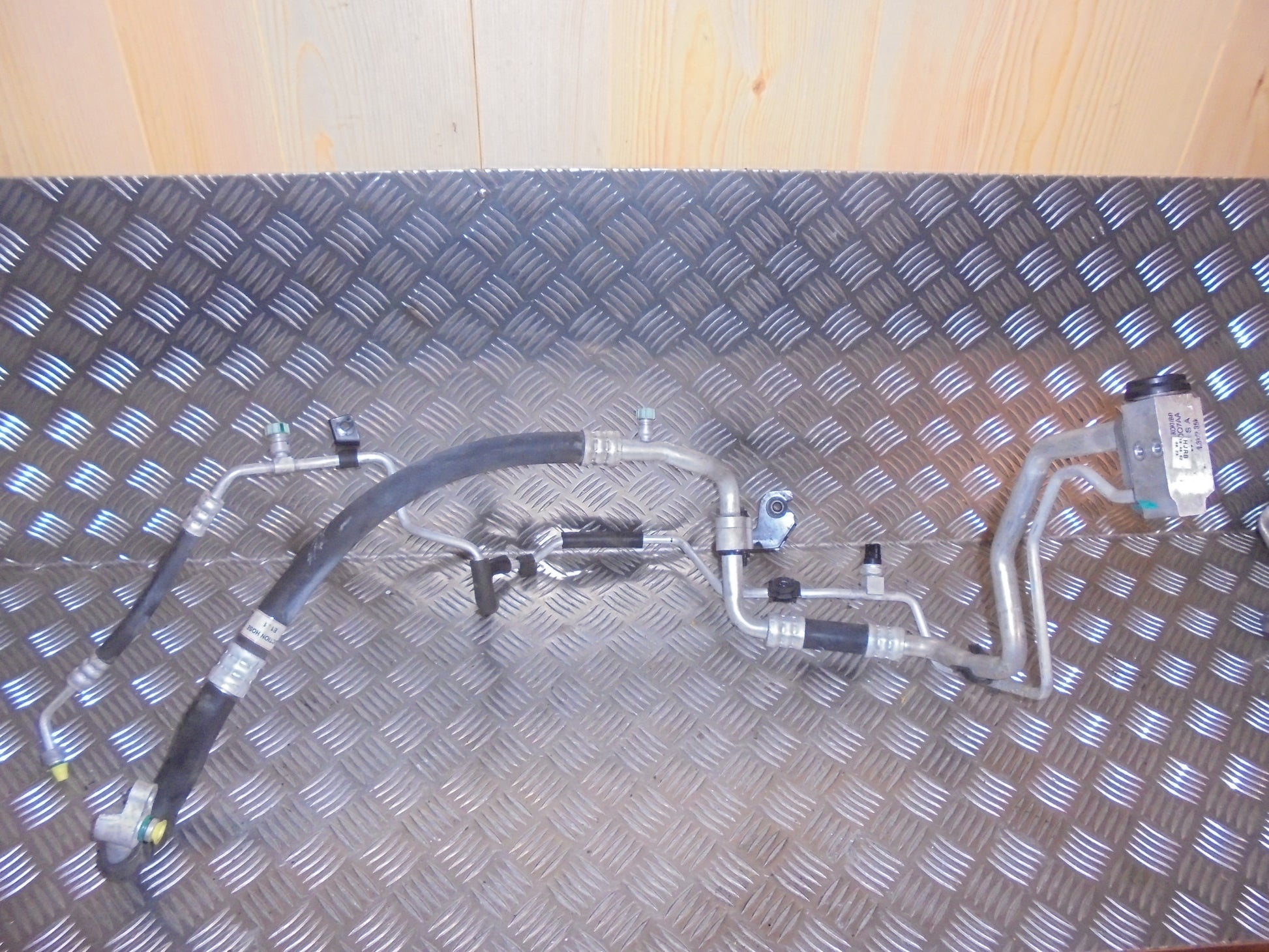 Hyundai I10 Aircond. Rør/Slanger Med OEM Nr. Ophugger Fra Hyundai Ophugger