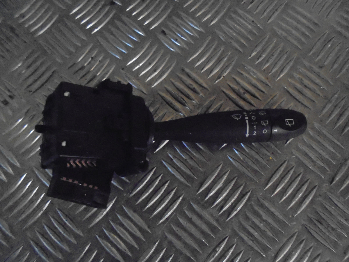 Hyundai I10 Kontakt Visker Med OEM Nr. 934200X350 Fra Hyundai Ophugger
