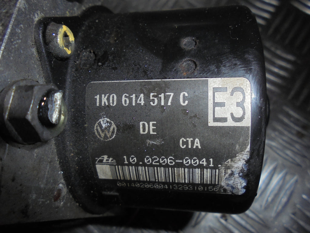 Audi A3 ABS Pumpe Med OEM Nr. 1K0914517C Fra Audi Ophugger