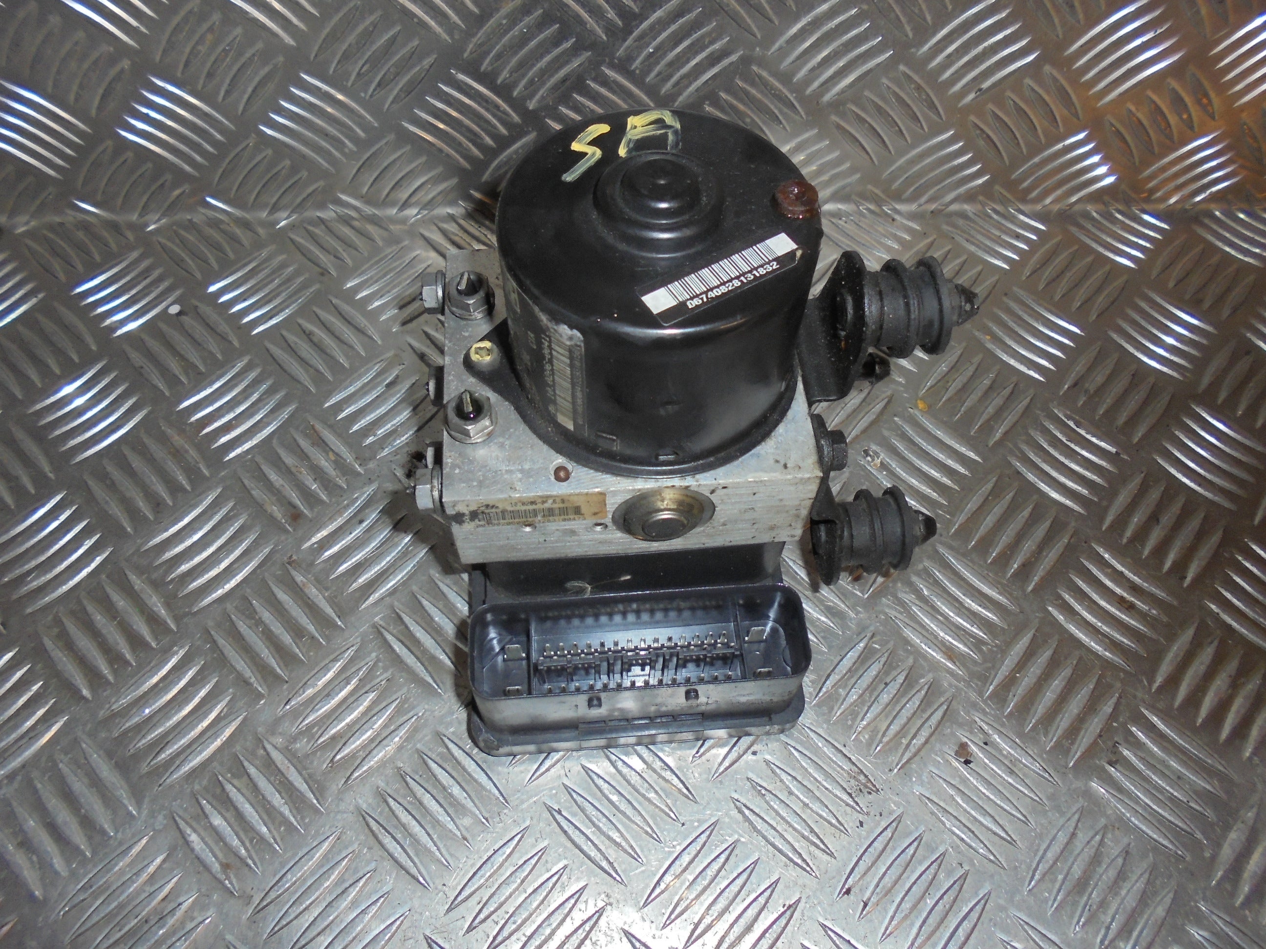 Audi A3 ABS Pumpe Med OEM Nr. 1K0914517C Fra Audi Ophugger