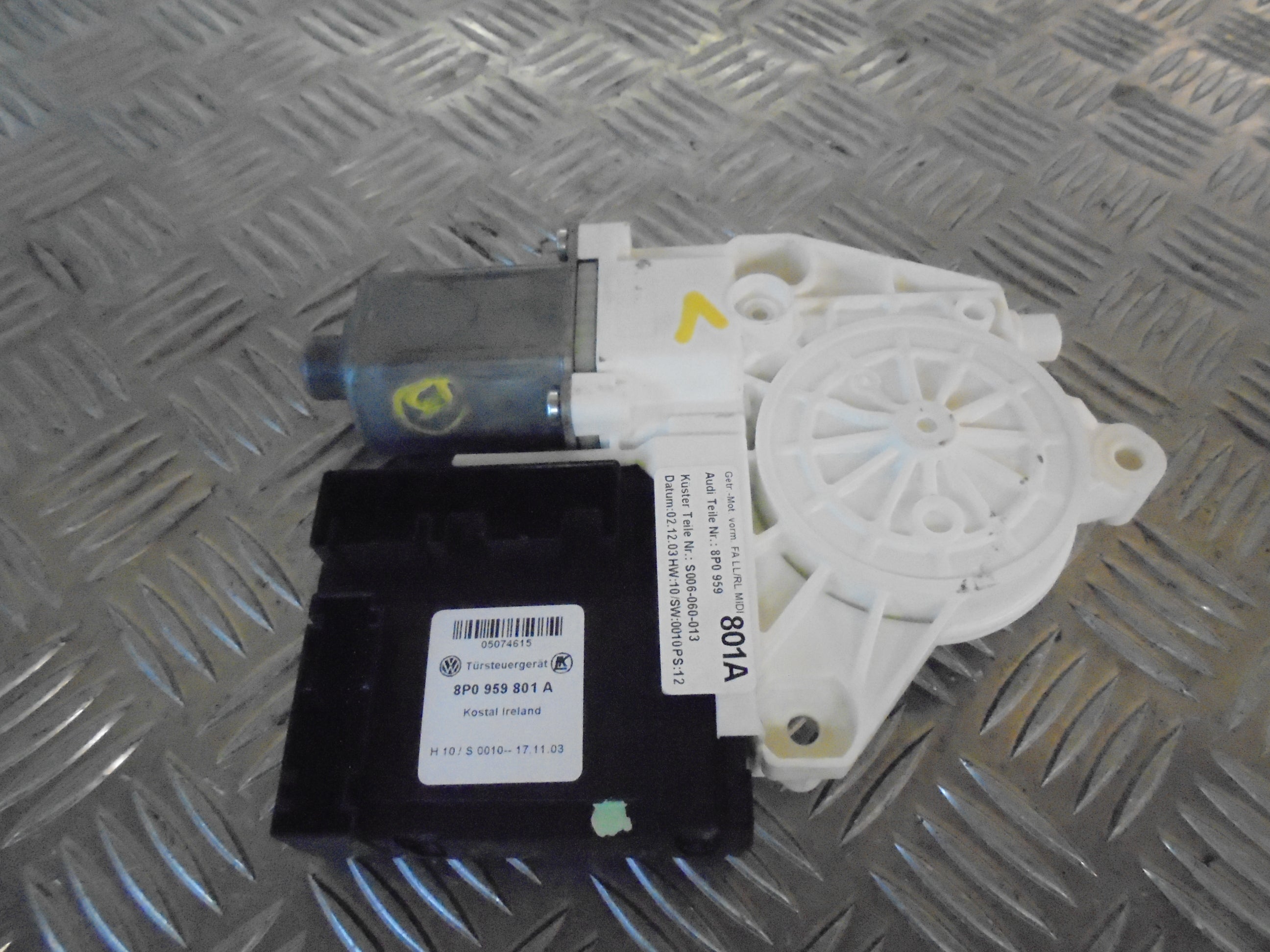 Audi A3 Rudemotor - Rudehejs Med OEM Nr. 8P0959801L Fra Audi Ophugger