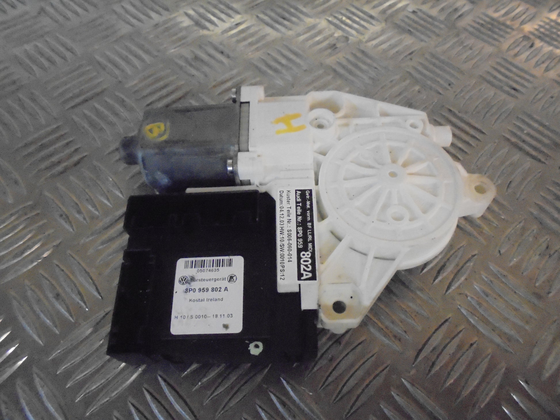 Audi A3 8P Rudemotor - Rudehejs Med OEM Nr. 8P3837461C Fra Audi Ophugger