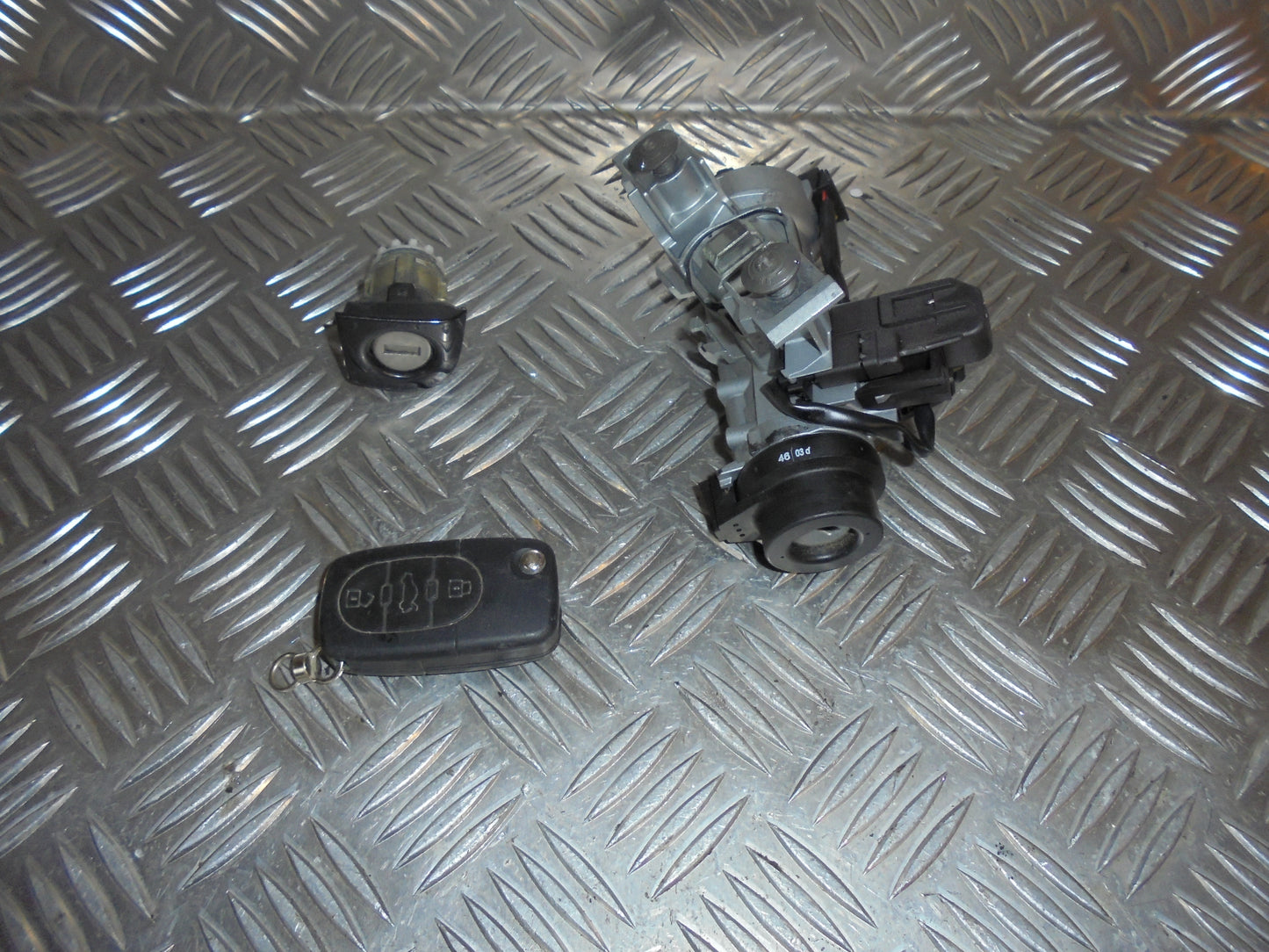 Audi A3 8P Låsesæt  Med OEM Nr. 1K0905851B Fra Audi Ophugger