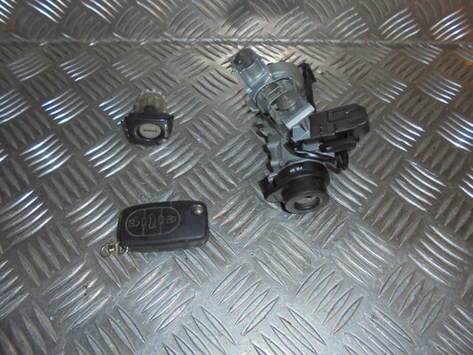 Audi A3 8P Låsesæt  Med OEM Nr. 1K0905851B Fra Audi Ophugger
