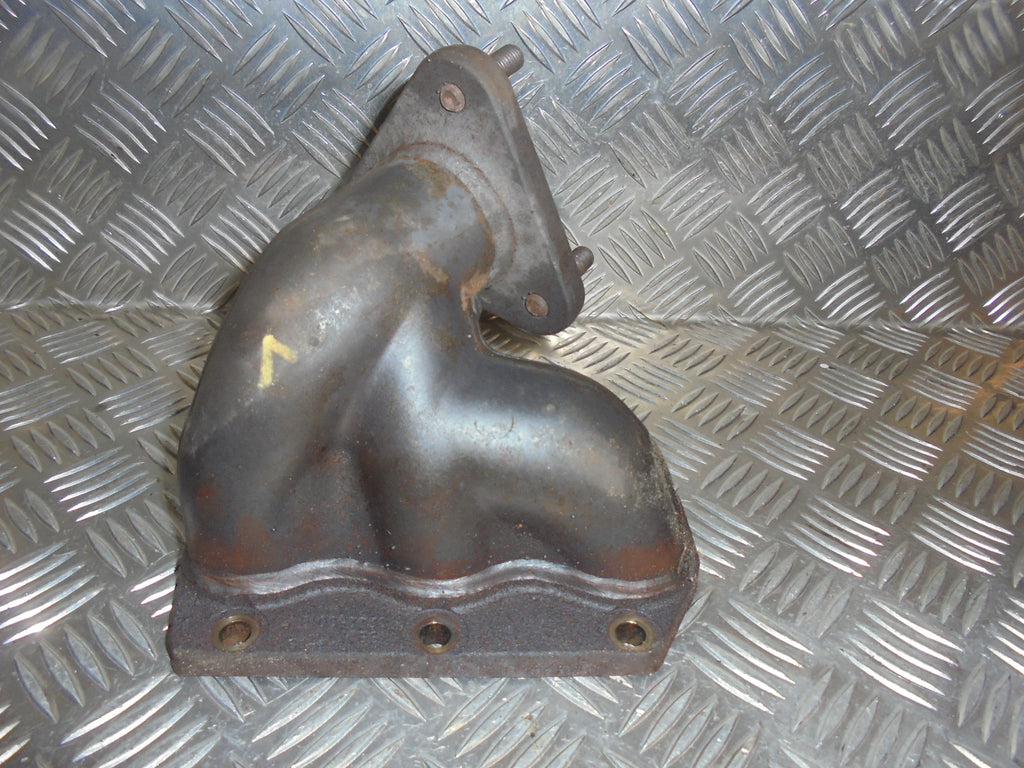 Audi A3 Manifold Ud Med OEM Nr. 022253017M Fra Audi Ophugger